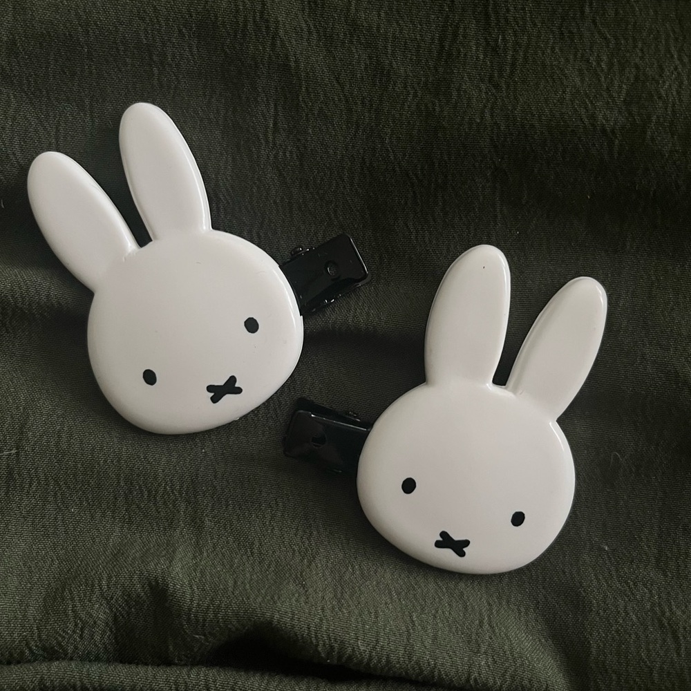 Miffy hair clips